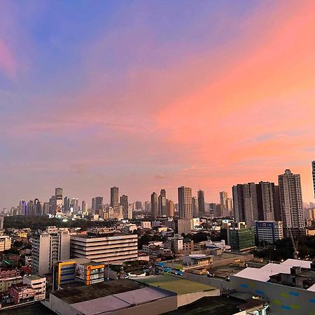 Aparthotel Manhattan Heights Towerb In Araneta Cubao 5Mins Walk To Smart Araneta Manila Exterior foto