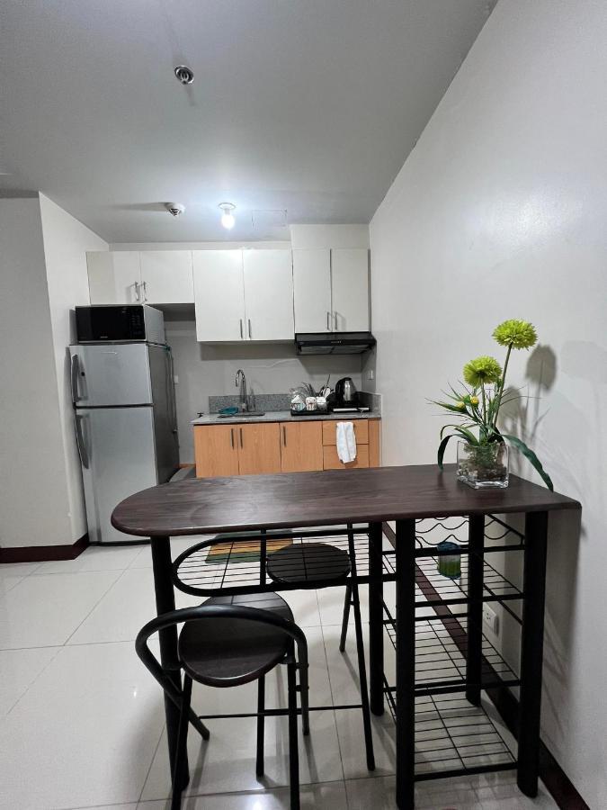 Aparthotel Manhattan Heights Towerb In Araneta Cubao 5Mins Walk To Smart Araneta Manila Exterior foto